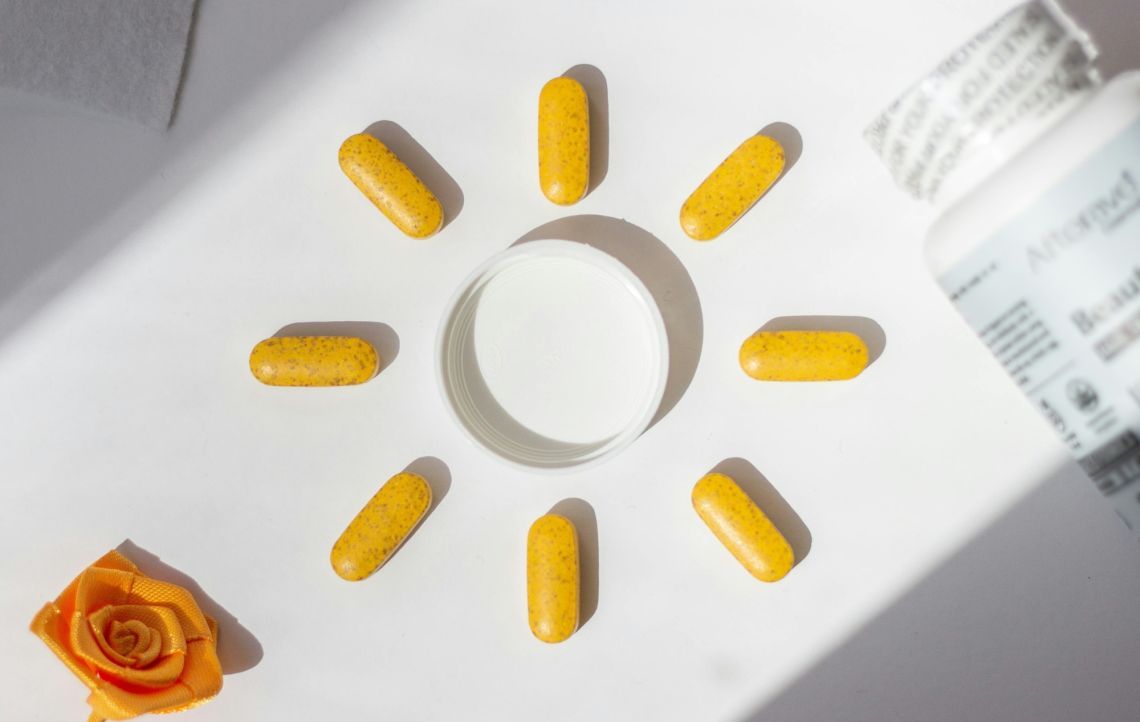 Préparation au soleil : le rôle des compléments alimentaires