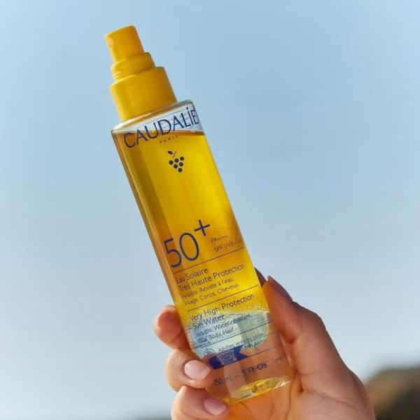 Caudalie Eau Solaire SPF50+ 150 ml - Protection invisible visage, corps et cheveux