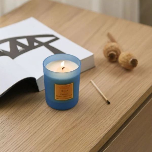Collines de Provence Bougie Parfumée Monoï & Passion 180 g – ambiance exotique et ensoleillée