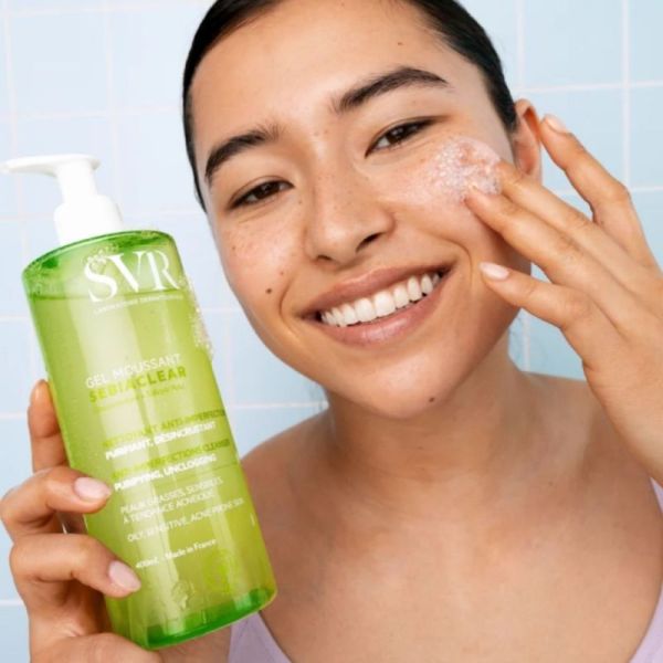 SVR Sebiaclear Gel Moussant 400 ml - nettoie les imperfections et purifie les peaux grasses, sensibles, à tendance acnéique - Visage et corps