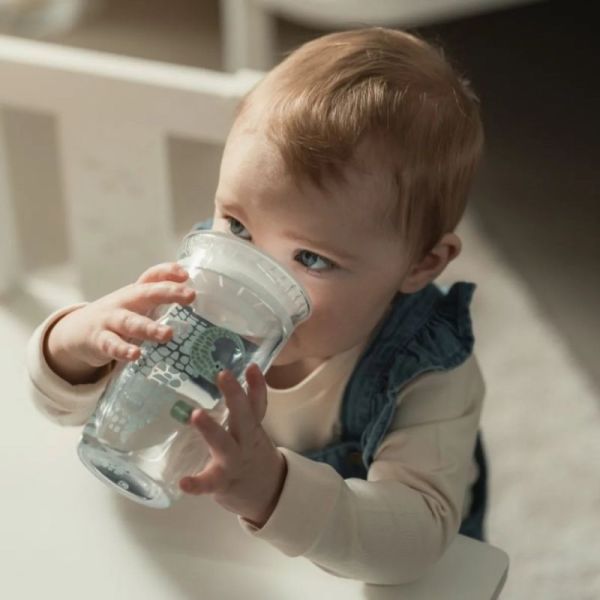 MAM Easy to Drink Cup Verre d'apprentissage 290ml - Transition facile vers le verre et protection antifuite - Coloris aléatoire