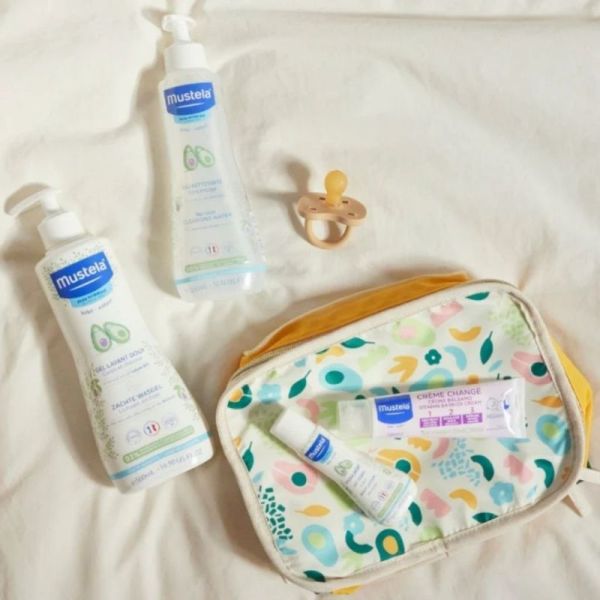 Mustela Sac à Dos Mes Premiers Produits - Gel lavant + Eau nettoyante + Lait hydratant + Crème change