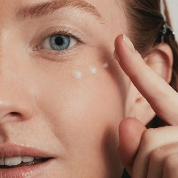 Embryolisse Soin Lissant Contour des Yeux 15 ml - Crème anti-rides, anti-cernes et anti-poches pour yeux sensibles