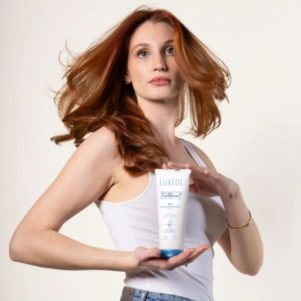 Luxéol Après-Shampooing Fortifiant Tube 200 ml - Démêle instantanément, renforce la fibre capillaire et apporte vitalité aux cheveux fatigués