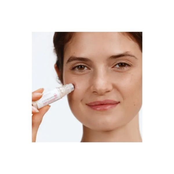 A-Derma CUTALGAN Roll-on effet frais ultra-calmant 10ml - Soin apaisant de poche anti-démangeaisons et piqûres pour toute la famille