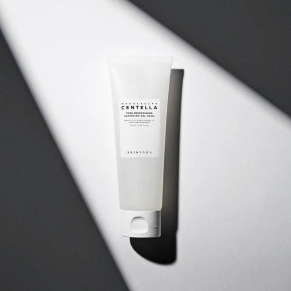 SKIN1004 Madagascar Centella Tone Brightening Cleansing Gel Foam 125ml - Gel nettoyant éclat et pureté