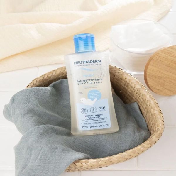Neutraderm Baby Eau Nettoyante Douceur 3 en 1 - 200 ml - Nettoie, apaise et protège la peau