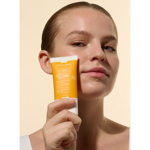 ISISPHARMA Uveblock Velvet SPF50 - 40ml – Crème mousse effet velours protection solaire invisible