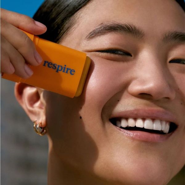 Respire Stick Solaire Matifiant SPF50+ 15g - Très haute protection anti-taches et antioxydante