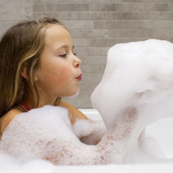 Alphanova Kids Bulle dans ton Bain ! Bain Moussant Bio - 250ml - Senteur Fraise