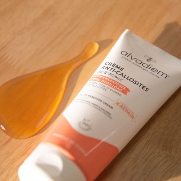 Alvadiem Crème Anti-Callosités À La Gelée Royale - Élimine Callosités, Durillons, et Cors - 75ml