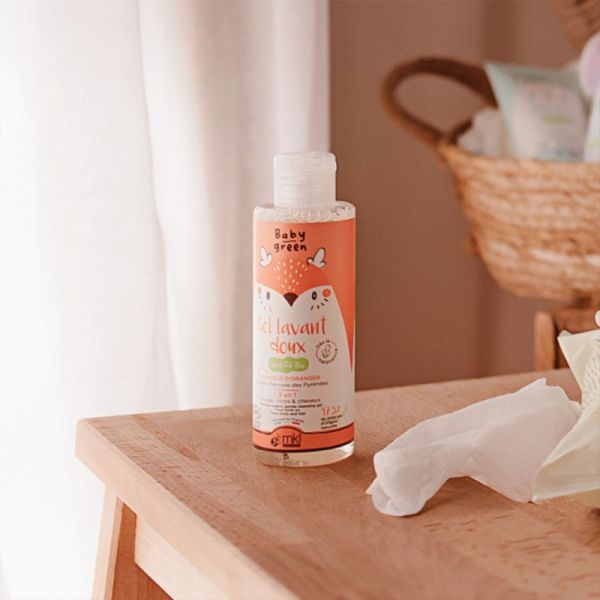 MKL Green Gel Lavant Doux Bio - 100 ml - Nettoie délicatement le visage, le corps et les cheveux de bébé