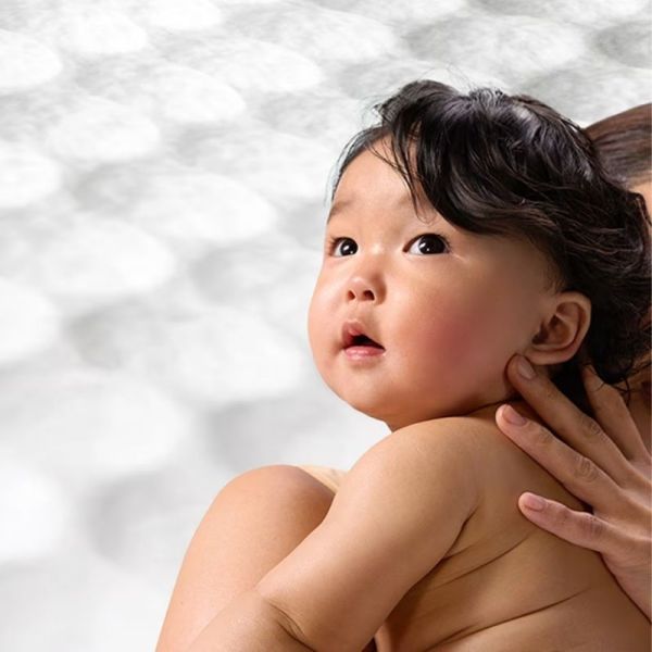 Pampers Aqua Soft Touch Lingettes Bébé 144 lingettes – Nettoyage et protection