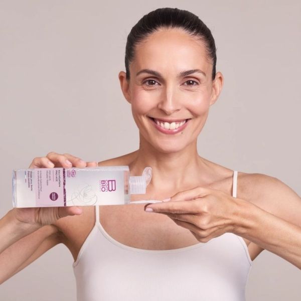 BcomBIO Eau Micellaire Pro-Âge 400 ml - Nettoie, démaquille et lisse les peaux sensibles