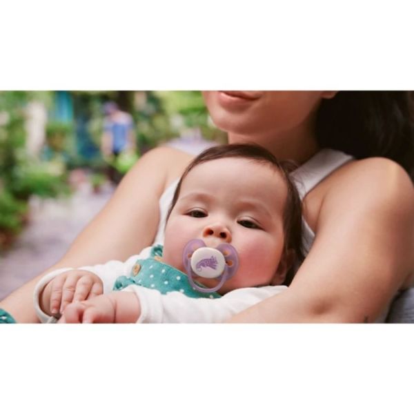 Philips Avent Ultra Soft Nighttime Lot de 2 Sucettes Phosphorescentes 6-18 Mois - Coloris et motifs aléatoires
