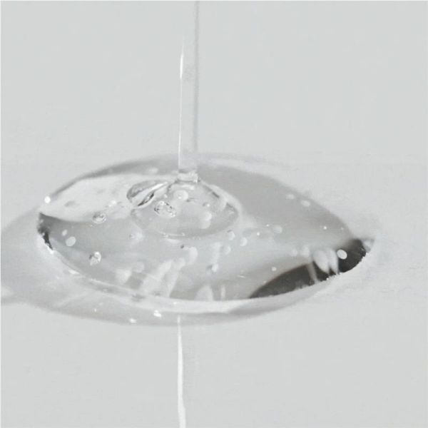 SKIN1004 Madagascar Centella Tone Brightening Capsule Ampoule - Sérum visage anti-tâches et booster d'éclat