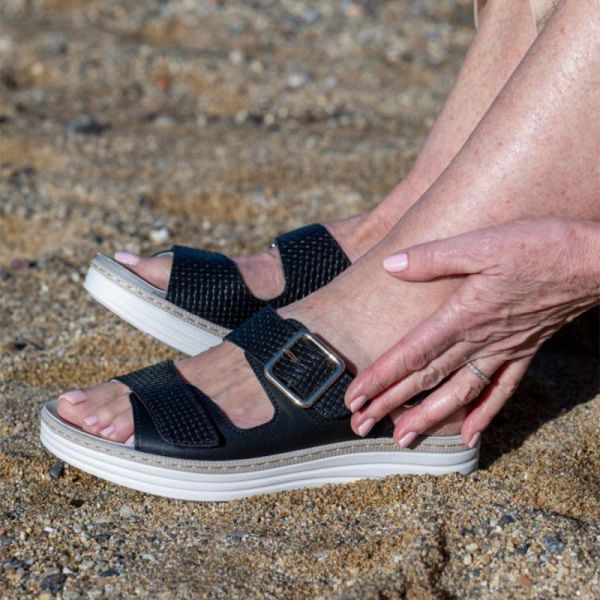 Gibaud Chaussures CHUT Gela en Cuir Noir pour Femme 1 Paire - Taille 40 – Grande largeur et adaptabilité 3 points