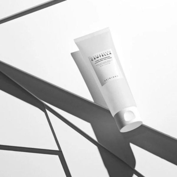 SKIN1004 Madagascar Centella Tone Brightening Cleansing Gel Foam 125ml - Gel nettoyant éclat et pureté