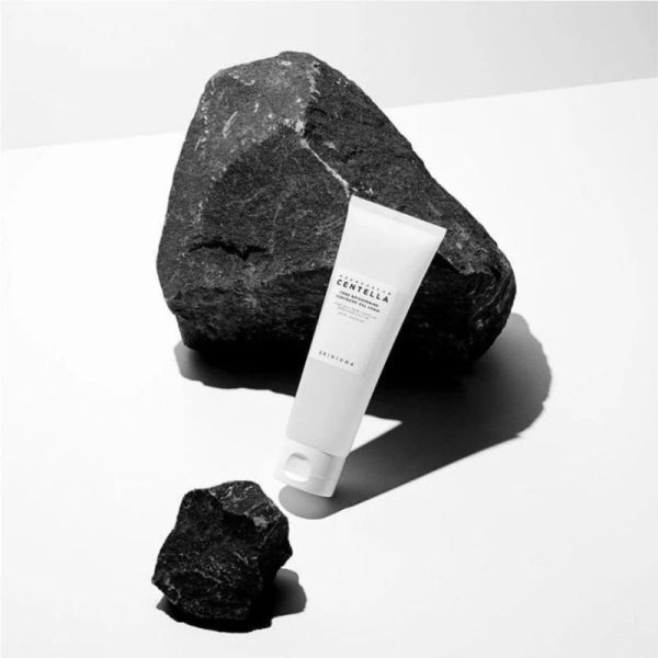 SKIN1004 Madagascar Centella Tone Brightening Cleansing Gel Foam 125ml - Gel nettoyant éclat et pureté