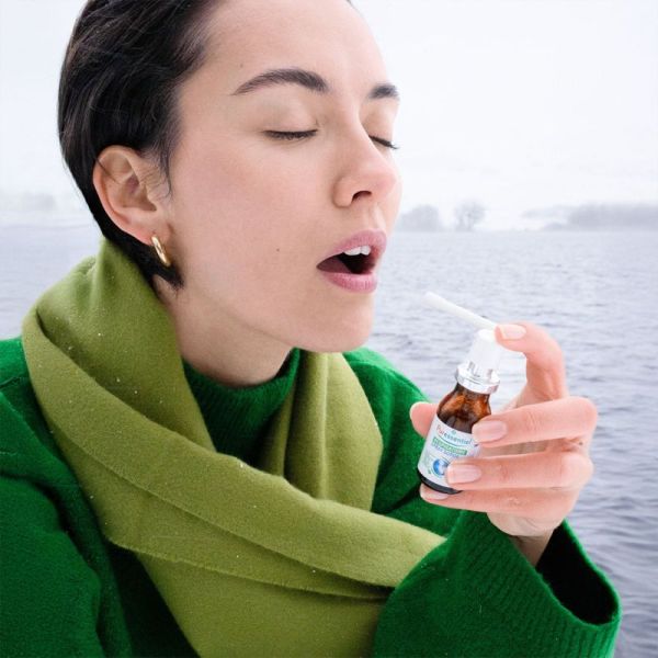 Puressentiel Respiratoire Spray Gorge 15 ml – Apaise la gorge, calme le pharynx et soutient le système respiratoire