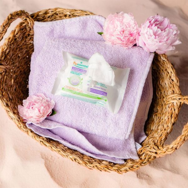 Puressentiel Hygiène Intime Lingettes Intimes Bio 25 Lingettes – Nettoient en douceur, rafraîchissent et calment les inconforts