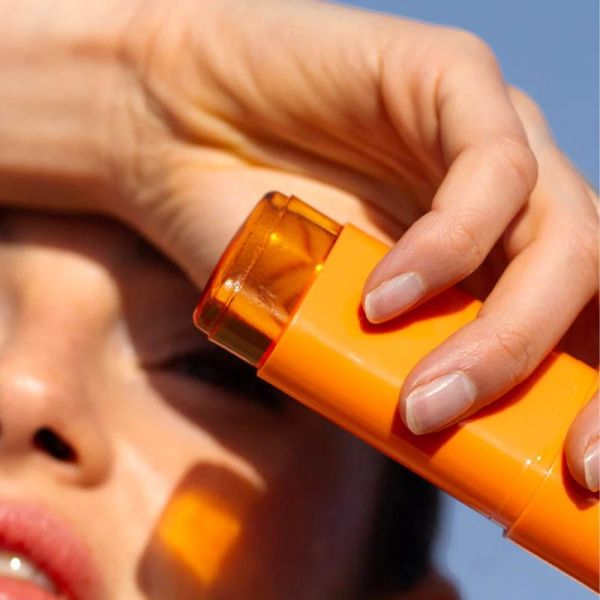 Krème Stick Solaire SPF 50+ Invisible 19g - Visage et zones sensibles, très haute protection