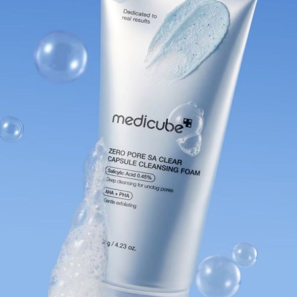 Medicube Zero Pore SA Clear Capsule Cleansing Foam 120 g - Nettoyage pores et exfoliation douce